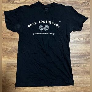 Schitt’s Creek Rose Apothecary Black Men's Tee